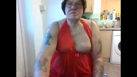 Snapshot of tanya_sissie_somerset chatting on 19, 12, 2024 tanya_sissie_somerset online show from 19, 12, 2024