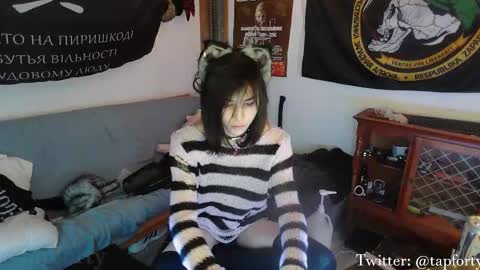 Snapshot of tap_forty chatting on 13, 2, 2026 tap_forty online show from 13, 2, 2026