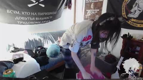 Snapshot of tap_forty chatting on 1, 3, 2026 tap_forty online show from 1, 3, 2026