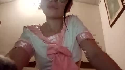 Snapshot of tara_joi chatting on 26, 11, 2025 Tara online show from 26, 11, 2025