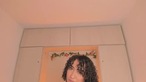  T A R A  online show from 10, 10, 2025