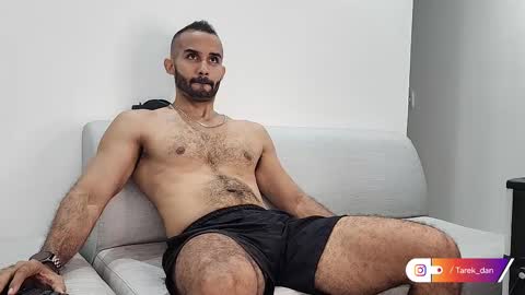 Snapshot of tarek_dan chatting on 11, 3, 2025 Tarek online show from 11, 3, 2025