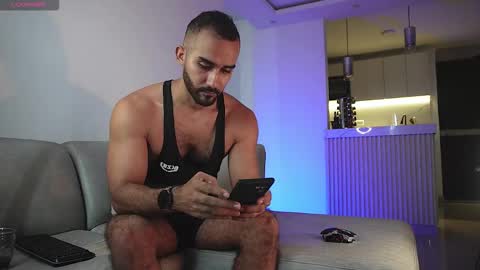 Snapshot of tarek_dan chatting on 11, 9, 2025 Tarek online show from 11, 9, 2025