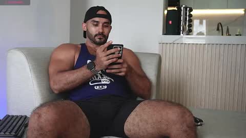 Snapshot of tarek_dan chatting on 1, 10, 2025 Tarek online show from 1, 10, 2025