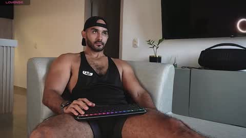 Snapshot of tarek_dan chatting on 17, 10, 2025 Tarek online show from 17, 10, 2025