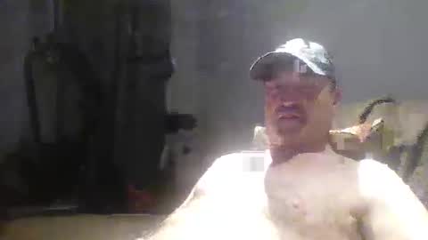 Snapshot of tarzeny77 chatting on 27, 4, 2026 tarzeny77 online show from 27, 4, 2026