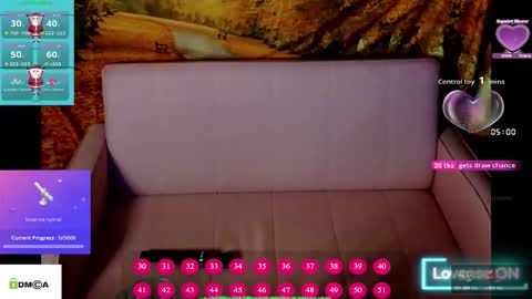 Snapshot of tashakai chatting on 17, 11, 2025 TashaKai online show from 17, 11, 2025