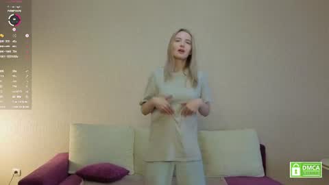 Snapshot of tashinapetitto chatting on 17, 7, 2026 Your Ressie online show from 17, 7, 2026