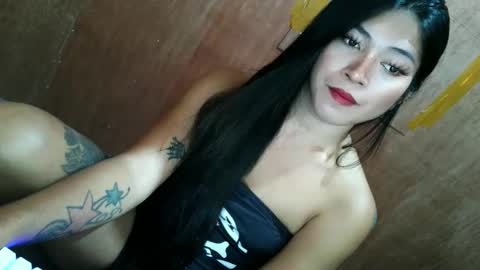 Snapshot of tasteofinnocent69 chatting on 11, 10, 2025 online show from 11, 10, 2025