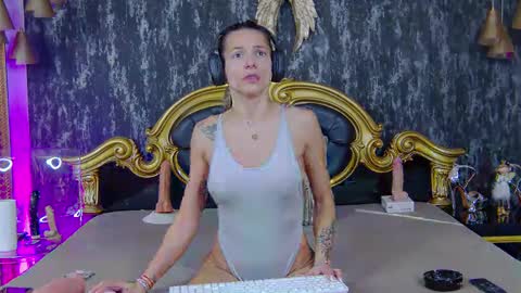 TastyPatricia online show from 4, 3, 2025