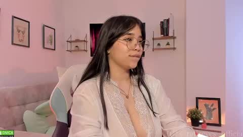 Snapshot of tati_reyes chatting on 21, 4, 2026 Tatiana --- Schedule Monday to Sundays 800 to 200 UTC-5 online show from 21, 4, 2026