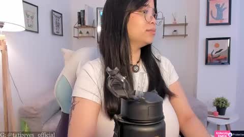 Snapshot of tati_reyes chatting on 20, 5, 2026 Tatiana --- Schedule Monday to Sundays 800 to 200 UTC-5 online show from 20, 5, 2026