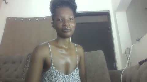Snapshot of tatiana_254 chatting on 17, 10, 2025 tatiana_254 online show from 17, 10, 2025