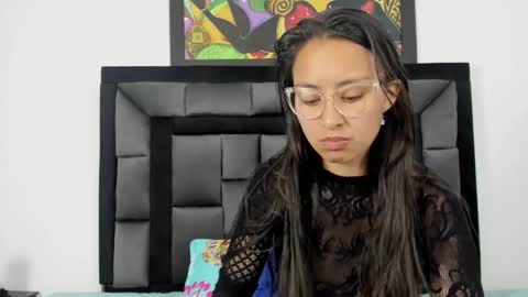 Snapshot of tatiana_valencia chatting on 23, 12, 2024 Tati online show from 23, 12, 2024