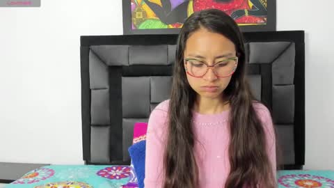 Snapshot of tatiana_valencia chatting on 28, 12, 2024 Tati online show from 28, 12, 2024