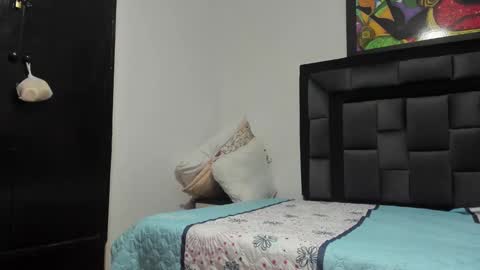 Snapshot of tatiana_valencia chatting on 30, 12, 2024 Tati online show from 30, 12, 2024