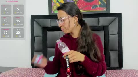 Snapshot of tatiana_valencia chatting on 3, 1, 2025 Tati online show from 3, 1, 2025