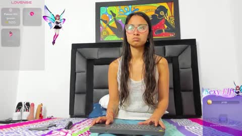 Snapshot of tatiana_valencia chatting on 9, 1, 2025 Tati online show from 9, 1, 2025