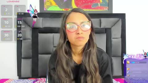 Snapshot of tatiana_valencia chatting on 10, 1, 2025 Tati online show from 10, 1, 2025