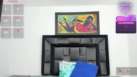 Snapshot of tatiana_valencia chatting on 17, 1, 2025 Tati online show from 17, 1, 2025