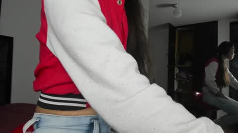 Snapshot of tatiana_valencia chatting on 28, 1, 2025 Tati online show from 28, 1, 2025