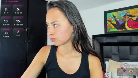 Snapshot of tatiana_valencia chatting on 5, 2, 2025 Tati online show from 5, 2, 2025