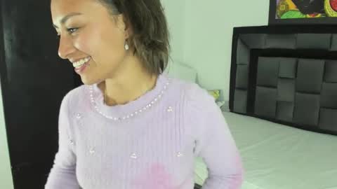 Snapshot of tatiana_valencia chatting on 24, 2, 2025 Tati online show from 24, 2, 2025