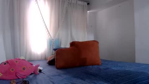 Snapshot of tatianagiraldo12 chatting on 8, 3, 2025 tatiana giraldo online show from 8, 3, 2025