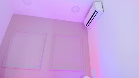 Snapshot of tatii_moon chatting on 12, 4, 2026 Tati online show from 12, 4, 2026