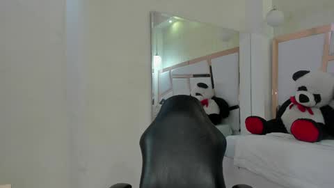 tatikanyx online show from 28, 5, 2026