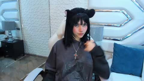 Snapshot of tatilee chatting on 24, 10, 2025 tatilee online show from 24, 10, 2025