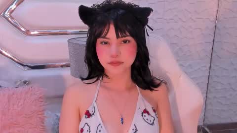 Snapshot of tatilee chatting on 11, 11, 2025 tatilee online show from 11, 11, 2025