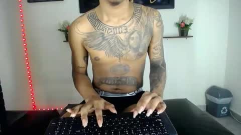 Snapshot of tatoo_noah chatting on 21, 4, 2026 Noah online show from 21, 4, 2026