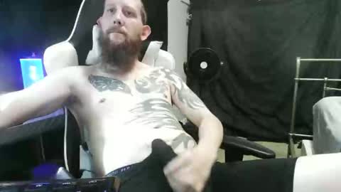 Snapshot of tatted9inches chatting on 30, 11, 2025 tatted9inches online show from 30, 11, 2025