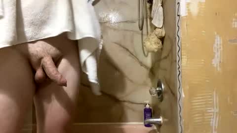 tattedhubs5 online show from 15, 9, 2025