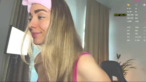 Snapshot of tatti_1 chatting on 16, 9, 2025 Tata online show from 16, 9, 2025