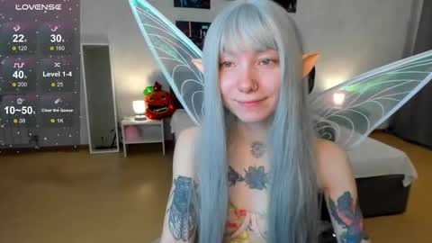 Snapshot of tattoo_artbaby chatting on 30, 10, 2025 tattoo_artbaby online show from 30, 10, 2025