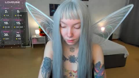 Snapshot of tattoo_artbaby chatting on 31, 10, 2025 tattoo_artbaby online show from 31, 10, 2025