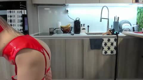 Snapshot of tattoo_couple77 chatting on 18, 1, 2025 Nicole online show from 18, 1, 2025