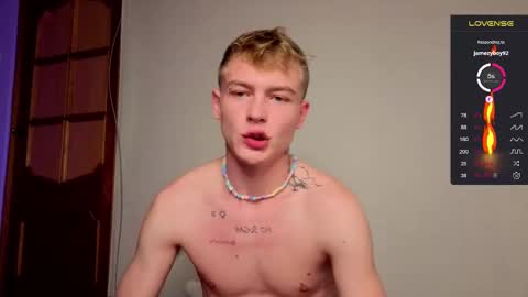 Alex but u can call me Theo online show from 17, 9, 2025