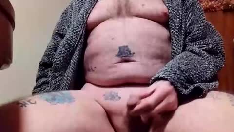 tattooedbear online show from 17, 12, 2025