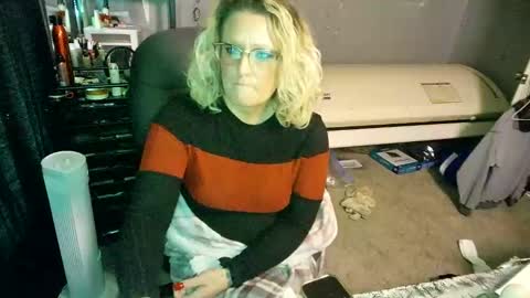 Snapshot of tattooeddirtyteacher chatting on 16, 2, 2025 Lisa Lovely online show from 16, 2, 2025
