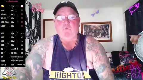 Snapshot of tattzsexy chatting on 16, 4, 2026 tattzsexy online show from 16, 4, 2026
