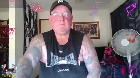 Snapshot of tattzsexy chatting on 30, 4, 2026 tattzsexy online show from 30, 4, 2026