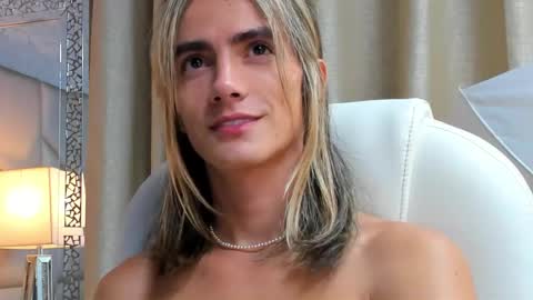 Snapshot of tayler_swift1 chatting on 12, 12, 2024 tayler_swift1 online show from 12, 12, 2024