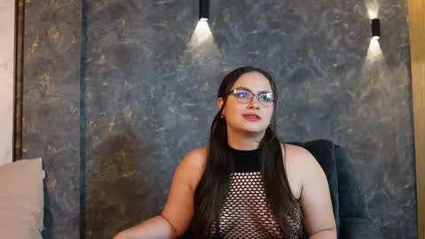 Teylor  Kim online show from 29, 9, 2025