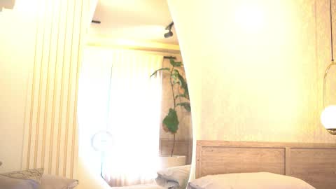 Teylor  Kim online show from 29, 10, 2025