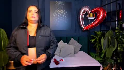 Snapshot of taylor_bennet chatting on 14, 2, 2025 Taylor Bennet online show from 14, 2, 2025