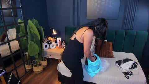 Snapshot of taylor_bennet chatting on 22, 2, 2025 Taylor Bennet online show from 22, 2, 2025