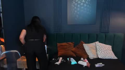 Snapshot of taylor_bennet chatting on 12, 3, 2025 Taylor Bennet online show from 12, 3, 2025